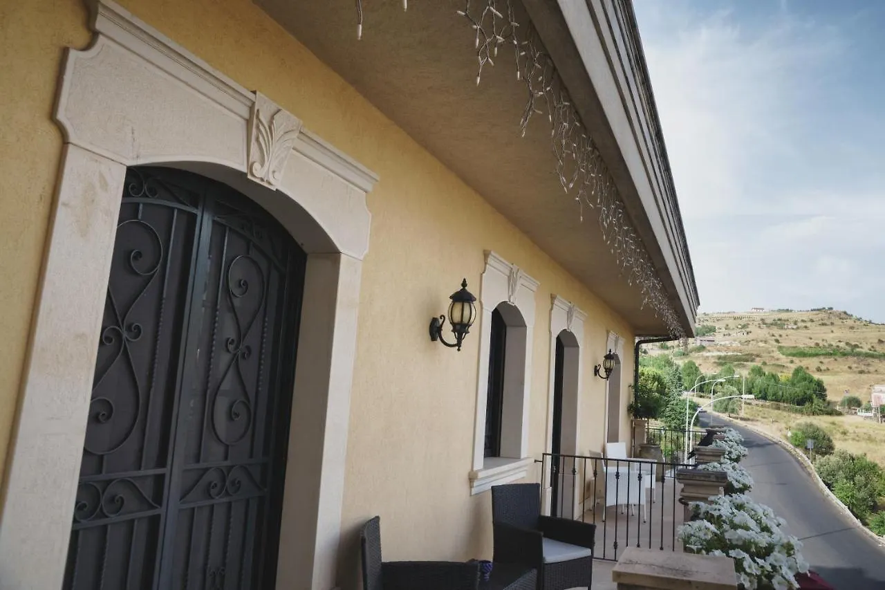 Caffetteria Luca Suite&Rooms Bronte Affittacamere